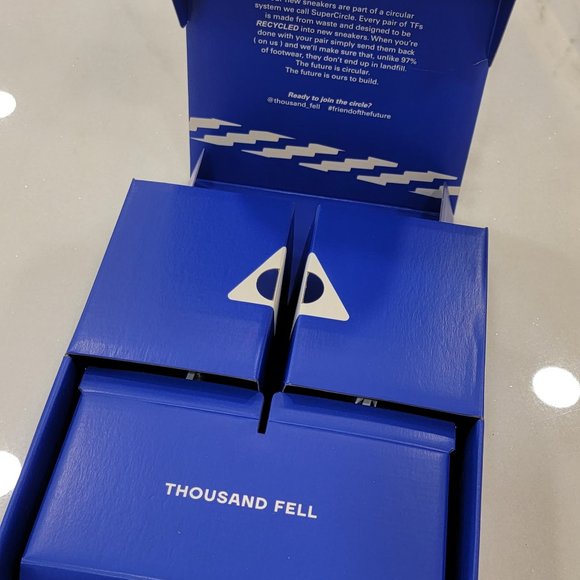 Thousand Fell Womens Vegan Leather Lace Up Sneakers Black and White Size 8.5 - Picture 3 of 6